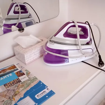 Habitacion Con Bano Privado En Piso Familiar Homestay *
